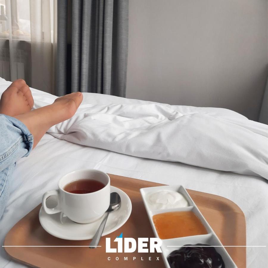 Hotel Lider Complex Vaykʼ Extérieur photo