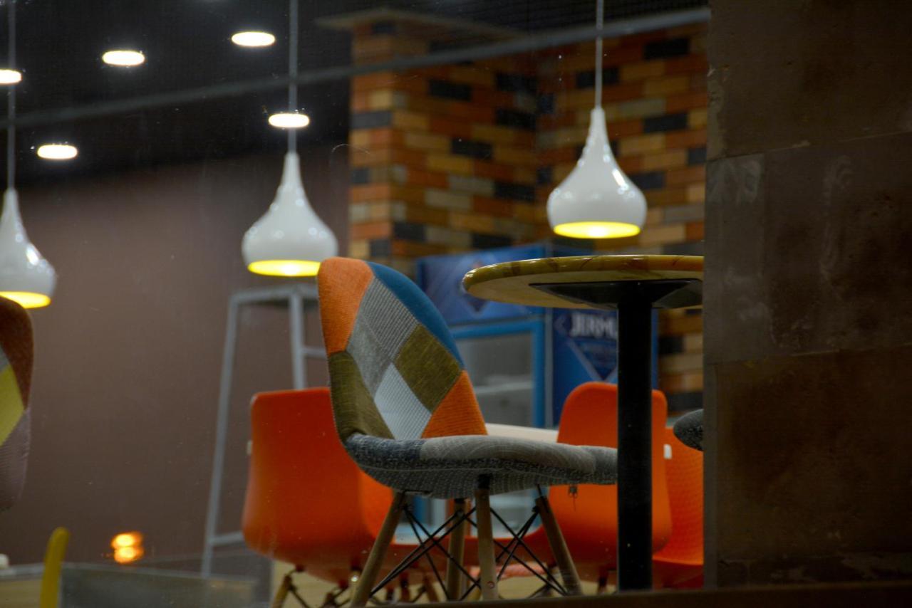 Hotel Lider Complex Vaykʼ Extérieur photo