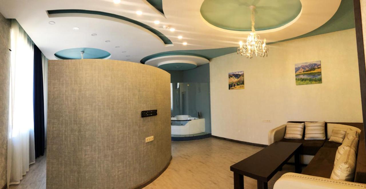 Hotel Lider Complex Vaykʼ Extérieur photo